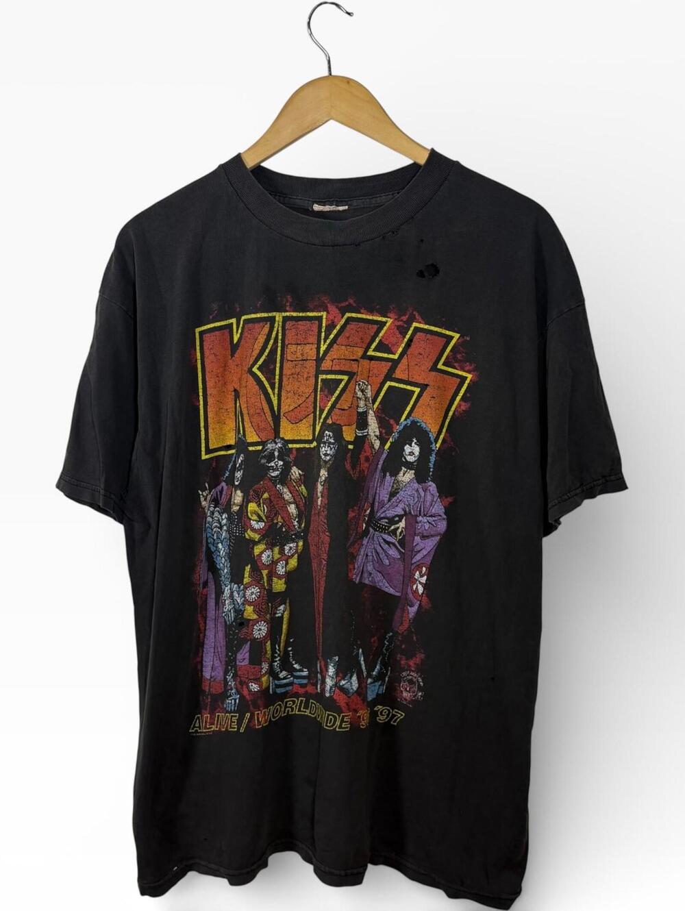 Vintage 1997 Kiss Rocks Japan Tour T-Shirt Size Large Distressed Graphic Band T